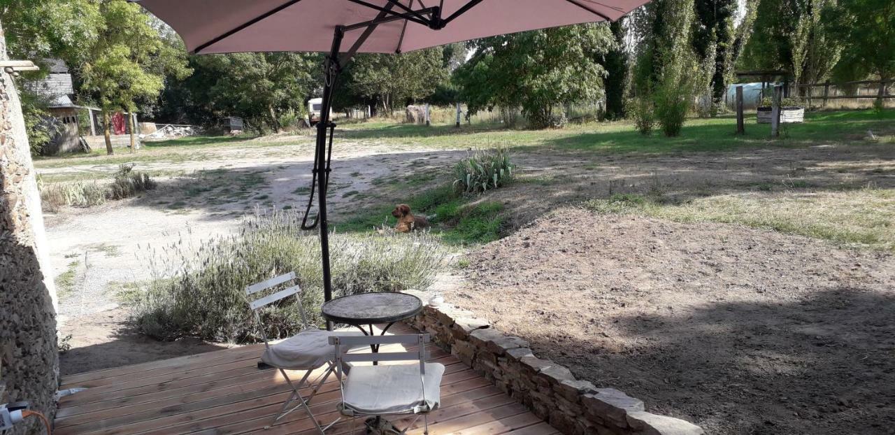 Au Fabuleux Festin Hotell La Possonnière Exteriör bild